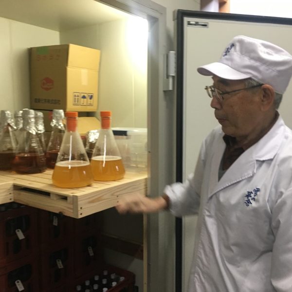 Takahashi-toji with his in-house yeast